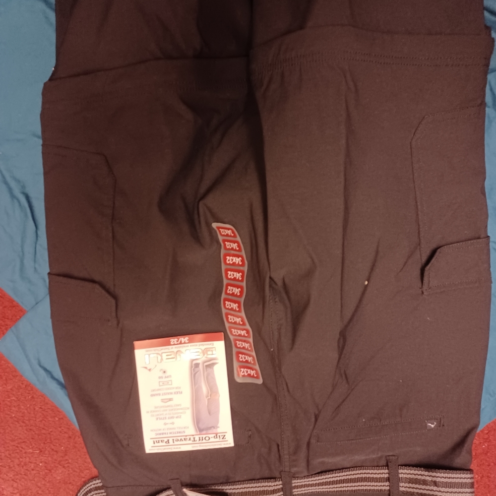 Men's  travel pants  with zip-off legs